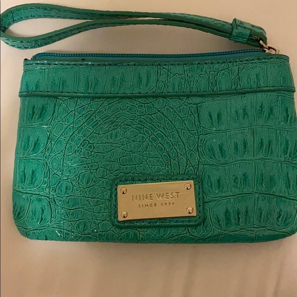 Crocodile Print, Teal wristlet - Picture 1 of 3